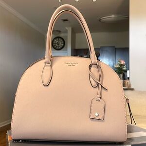 Kate Spade New York in Conch Pink color. Medium leather tote/ satchel handbag